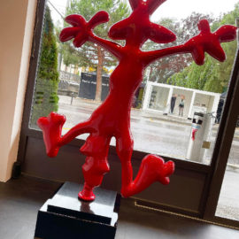 Coyote Balloon ; Red Ferrari 250cm ; 2021